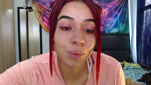 Snapshot of Alexxx_andr4 chatting on November 3, 2025, 9:59 pm Alexxx andr4 online show from November 3, 2025, 9:59 pm