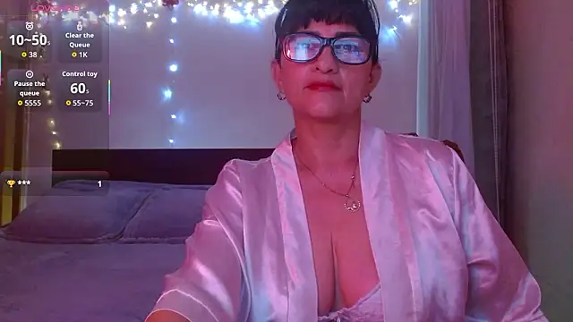 ISABEEL SOFIA01 online show from February 8, 2026, 9:34 am