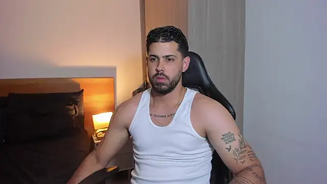 Justyn Torres online show from December 10, 2024, 7:11 pm