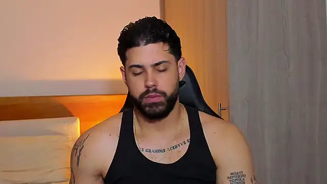 Justyn Torres online show from February 26, 2025, 2:25 pm