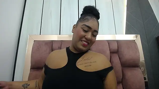 arianna pearl online show from April 8, 2026, 1:22 pm