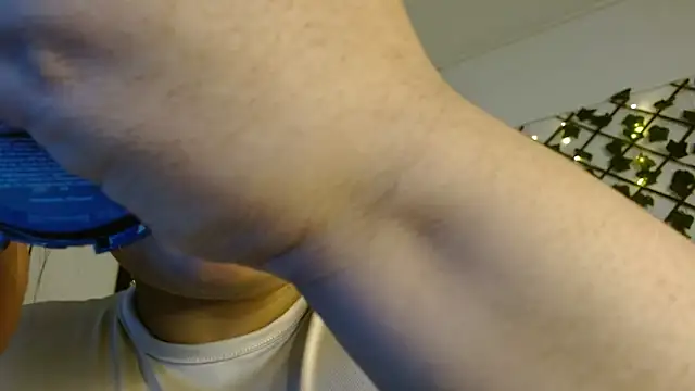 sexychubby    online show from March 11, 2025, 2:43 am