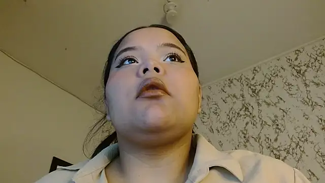 sexychubby    online show from December 5, 2025, 5:09 pm