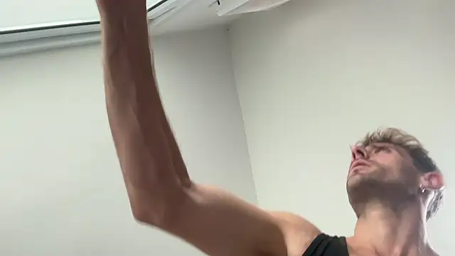 lukegunn online show from December 16, 2024, 2:36 am