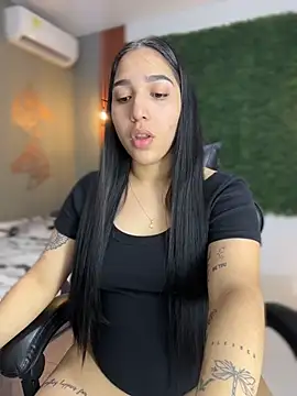 Amandanauty online show from April 4, 2026, 5:16 am