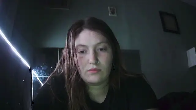 Snapshot of Angelk43 chatting on June 1, 2026, 4:36 am Angelk43 online show from June 1, 2026, 4:36 am