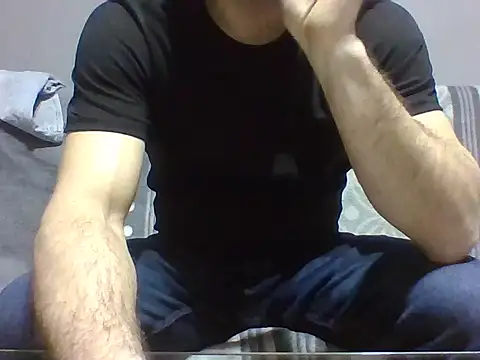 aroj95 online show from February 9, 2026, 6:01 pm