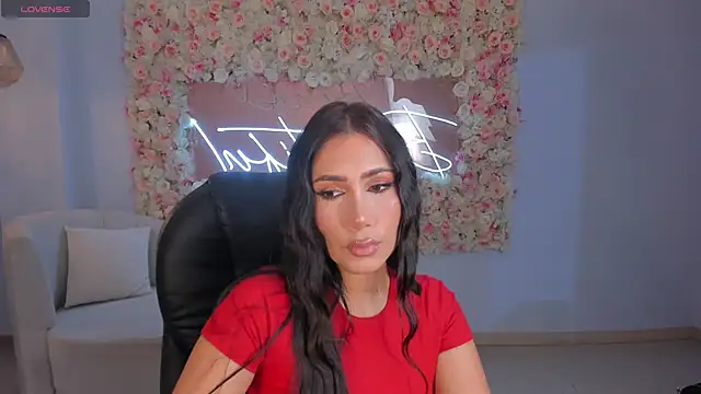 Snapshot of MarieJaneX chatting on December 6, 2024, 11:33 am MarieJaneX online show from December 6, 2024, 11:33 am