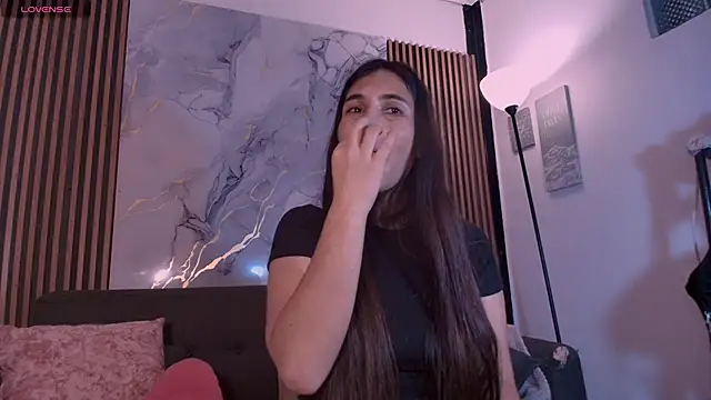 Snapshot of MarieJaneX chatting on October 19, 2025, 8:20 pm MarieJaneX online show from October 19, 2025, 8:20 pm