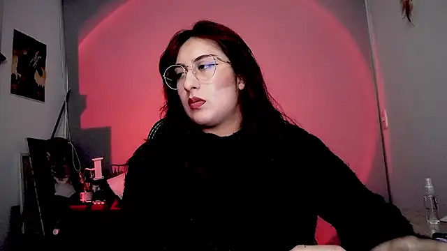 Snapshot of Scarlett_Sen chatting on November 19, 2025, 1:44 pm Scarlett Sen online show from November 19, 2025, 1:44 pm