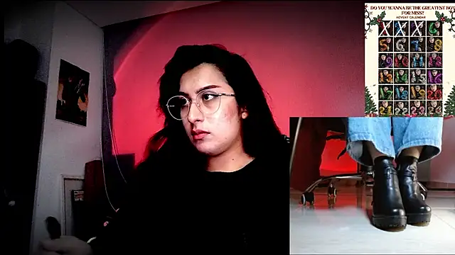 Snapshot of Scarlett_Sen chatting on December 4, 2025, 2:04 pm Scarlett Sen online show from December 4, 2025, 2:04 pm