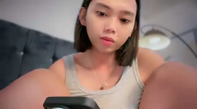 GenesisCastillano online show from February 10, 2025, 1:55 pm