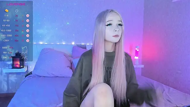 Snapshot of Misty_Shadow chatting on January 25, 2025, 10:07 pm Misty Shadow online show from January 25, 2025, 10:07 pm