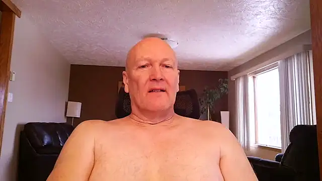 Snapshot of BasicAnt chatting on February 6, 2026, 4:10 pm BasicAnt online show from February 6, 2026, 4:10 pm