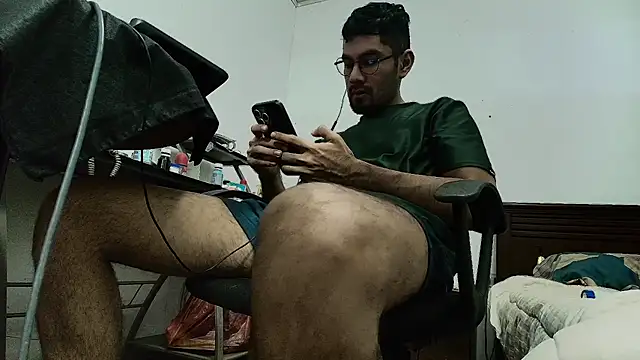 x-sebastian online show from April 22, 2026, 10:22 pm