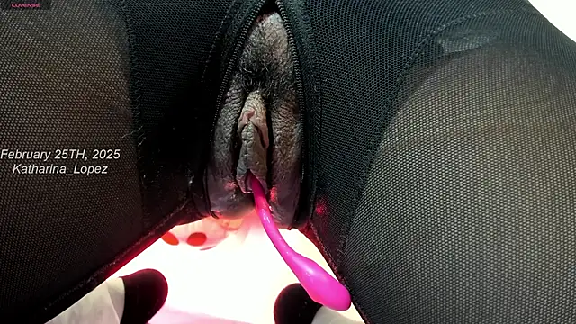 Snapshot of Katharina_Lopez chatting on February 25, 2025, 11:44 pm Katharina Lopez online show from February 25, 2025, 11:44 pm