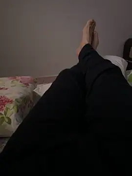 MAHKE12 online show from November 21, 2025, 9:46 pm