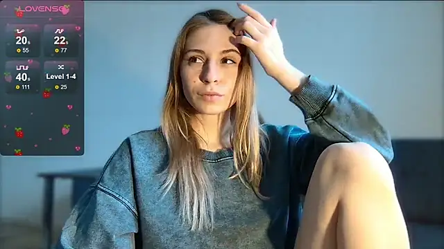 LovelyKatea online show from March 21, 2025, 8:28 am