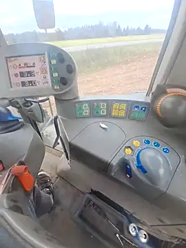 utoopia777 online show from October 6, 2025, 9:29 am