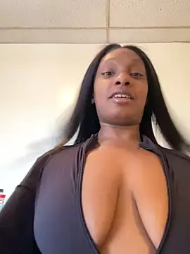 Snapshot of cyn1008 chatting on December 8, 2024, 6:50 pm cyn1008 online show from December 8, 2024, 6:50 pm