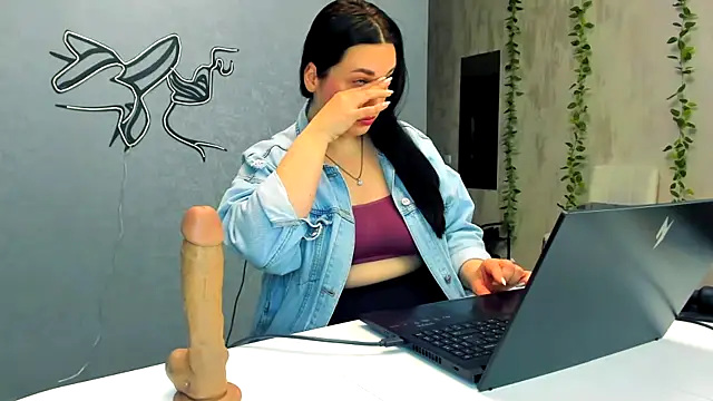 WorshipLilit online show from January 17, 2026, 5:16 pm