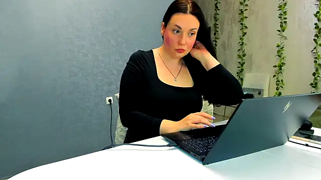 WorshipLilit online show from April 10, 2026, 7:51 pm