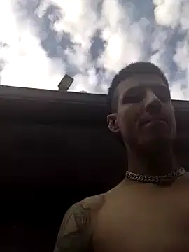 Snapshot of zack111g chatting on January 16, 2025, 10:12 pm zack111g online show from January 16, 2025, 10:12 pm