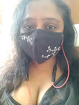 sexynayan23 online show from January 10, 2026, 4:25 am