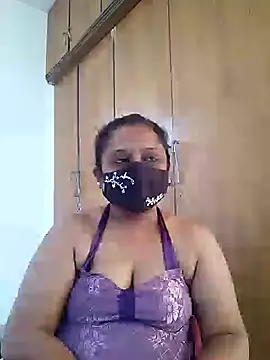 sexynayan23 online show from April 7, 2026, 5:19 am