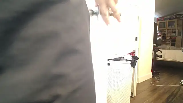 proseccopapi23 online show from October 19, 2025, 1:56 pm