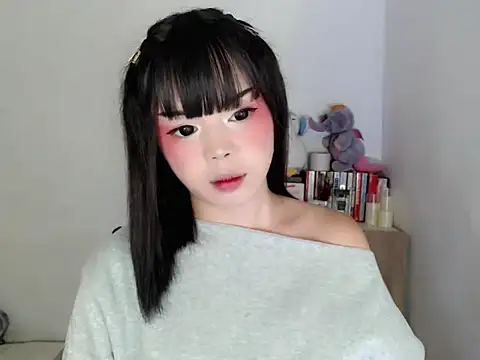SweetCheska19 online show from May 7, 2026, 10:31 am