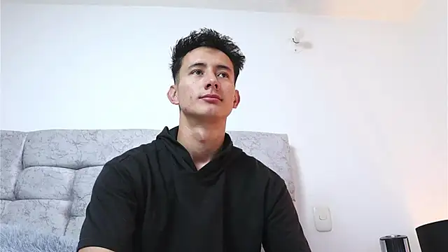 Snapshot of _Alexxx chatting on January 23, 2025, 12:04 am Alexxx online show from January 23, 2025, 12:04 am