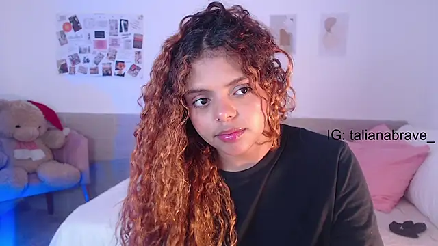 Snapshot of ValienteGirl_ chatting on March 7, 2025, 5:51 am ValienteGirl online show from March 7, 2025, 5:51 am