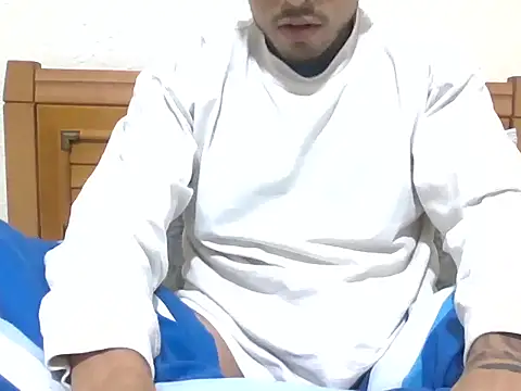 Snapshot of jfpc1999 chatting on November 12, 2025, 5:24 pm jfpc1999 online show from November 12, 2025, 5:24 pm