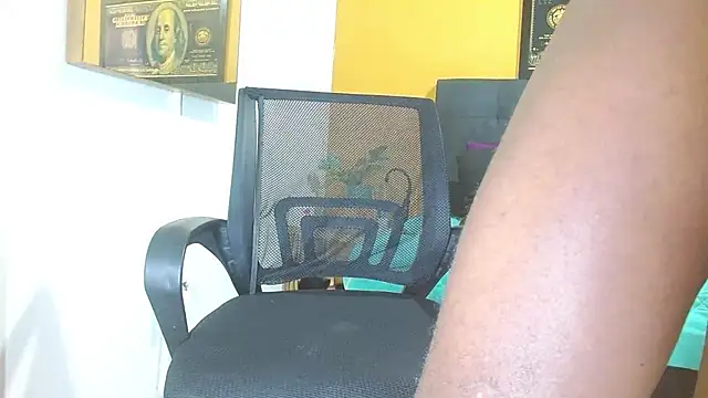 Snapshot of bigdanny_5 chatting on March 12, 2025, 12:57 pm bigdanny 5 online show from March 12, 2025, 12:57 pm