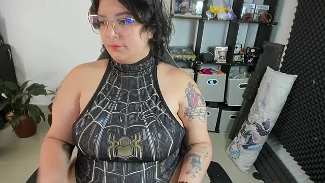 aika-dreams online show from March 22, 2025, 12:14 pm