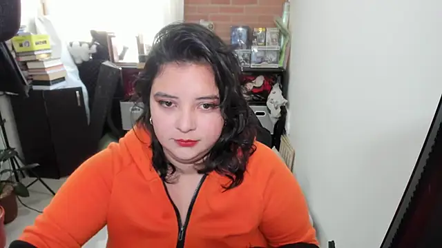 aika-dreams online show from October 8, 2025, 1:09 pm