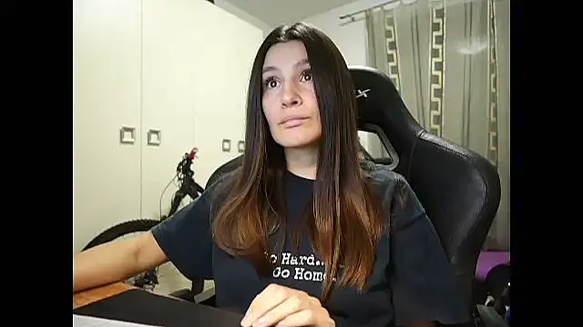 GodlyTheia online show from December 1, 2024, 5:57 pm