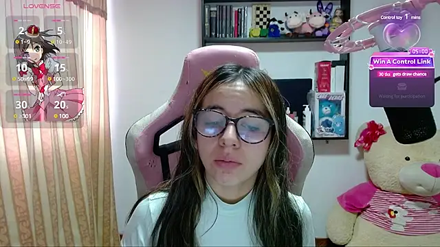 Maggie Fox3 online show from December 17, 2024, 9:16 pm