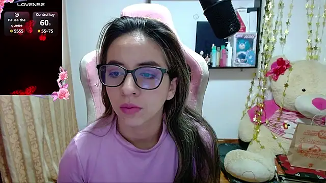 Maggie Fox3 online show from January 26, 2025, 1:20 am