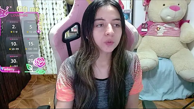 Maggie Fox3 online show from October 5, 2025, 12:31 am