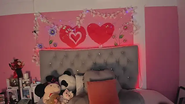 LEXA MURPHY online show from February 15, 2026, 2:52 am