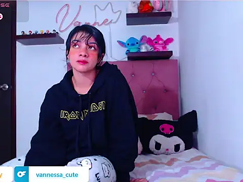 Snapshot of Vannessa__Shy chatting on October 30, 2025, 11:05 pm Vannessa Shy online show from October 30, 2025, 11:05 pm