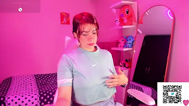 Snapshot of Vannessa__Shy chatting on February 20, 2026, 11:16 pm Vannessa Shy online show from February 20, 2026, 11:16 pm