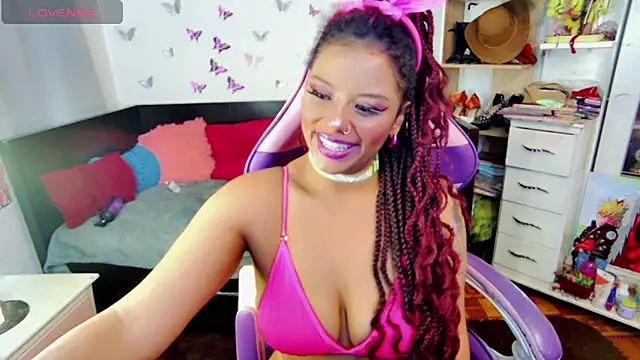 Snapshot of Naasha_ chatting on January 10, 2025, 5:13 pm Naasha online show from January 10, 2025, 5:13 pm