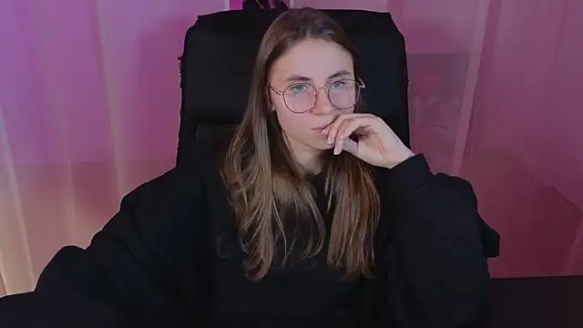 Snapshot of _AnnaStark_ chatting on February 9, 2025, 9:17 pm AnnaStark online show from February 9, 2025, 9:17 pm