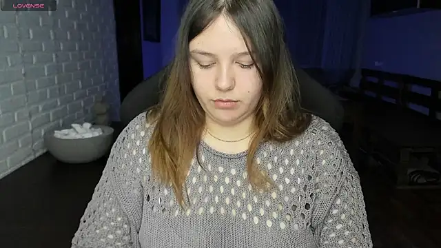 Snapshot of XNirvanaX chatting on December 16, 2024, 2:04 am XNirvanaX online show from December 16, 2024, 2:04 am