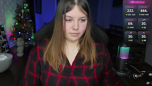 Snapshot of XNirvanaX chatting on January 1, 2025, 1:58 am XNirvanaX online show from January 1, 2025, 1:58 am