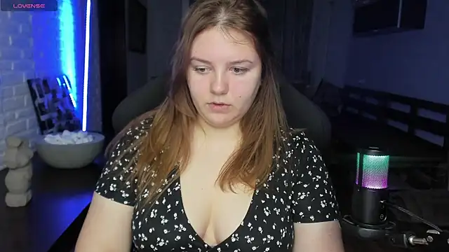 Snapshot of XNirvanaX chatting on March 2, 2025, 2:08 am XNirvanaX online show from March 2, 2025, 2:08 am