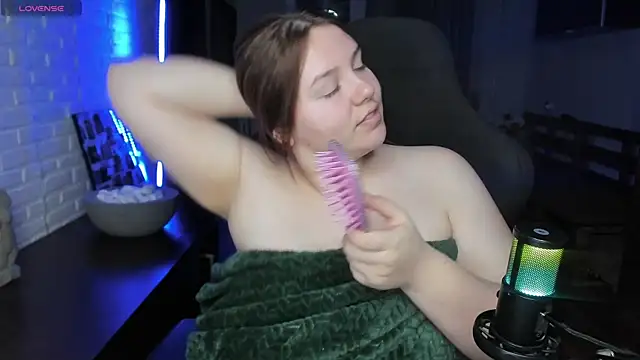 Snapshot of XNirvanaX chatting on March 7, 2025, 2:46 am XNirvanaX online show from March 7, 2025, 2:46 am